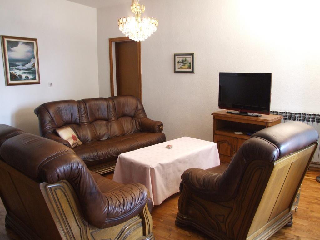 Apartman Dino *